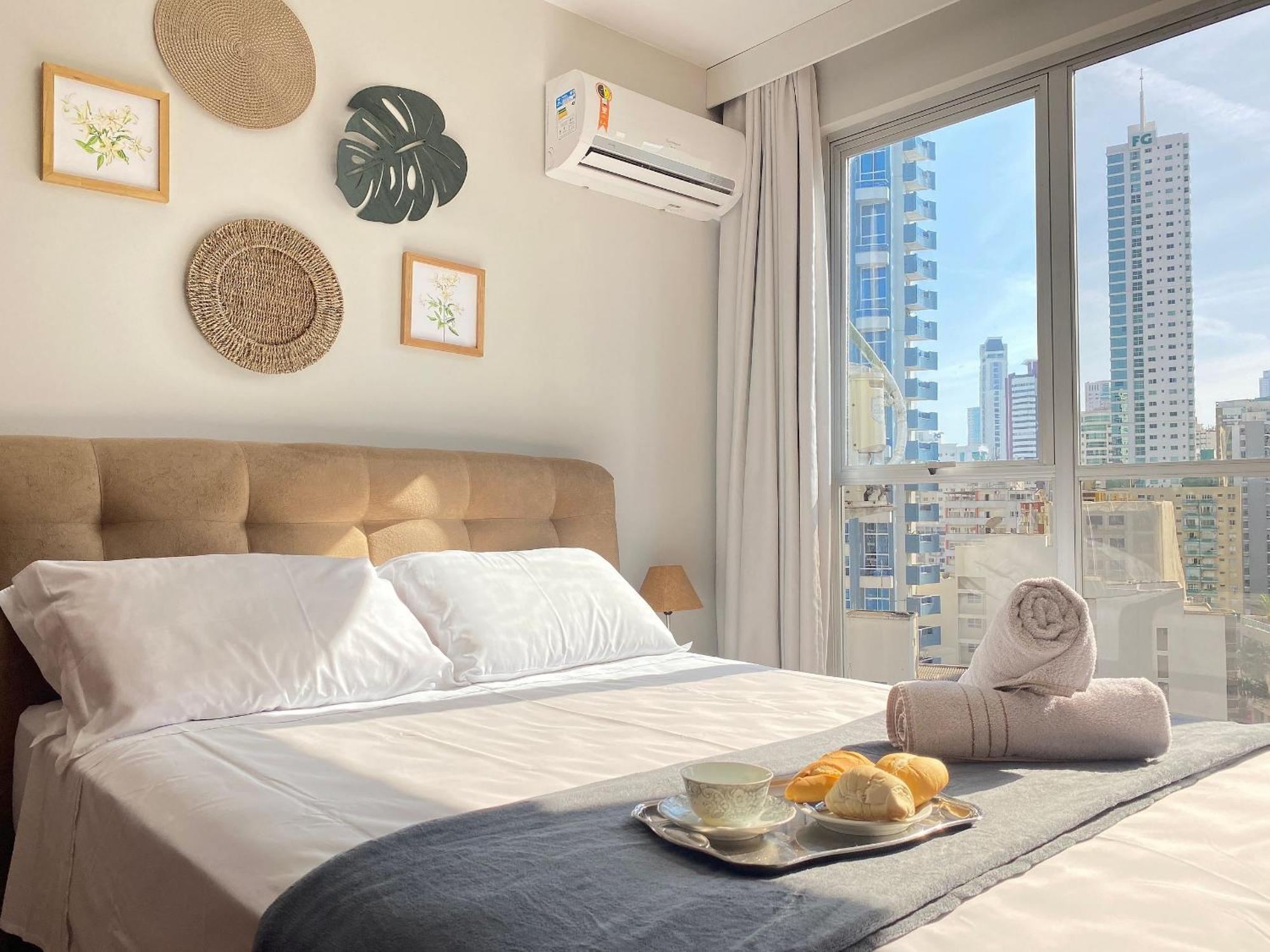 Apartamento Prg82 - Climatizado, 3 Dorm, Prox Av Brasil, Amplo