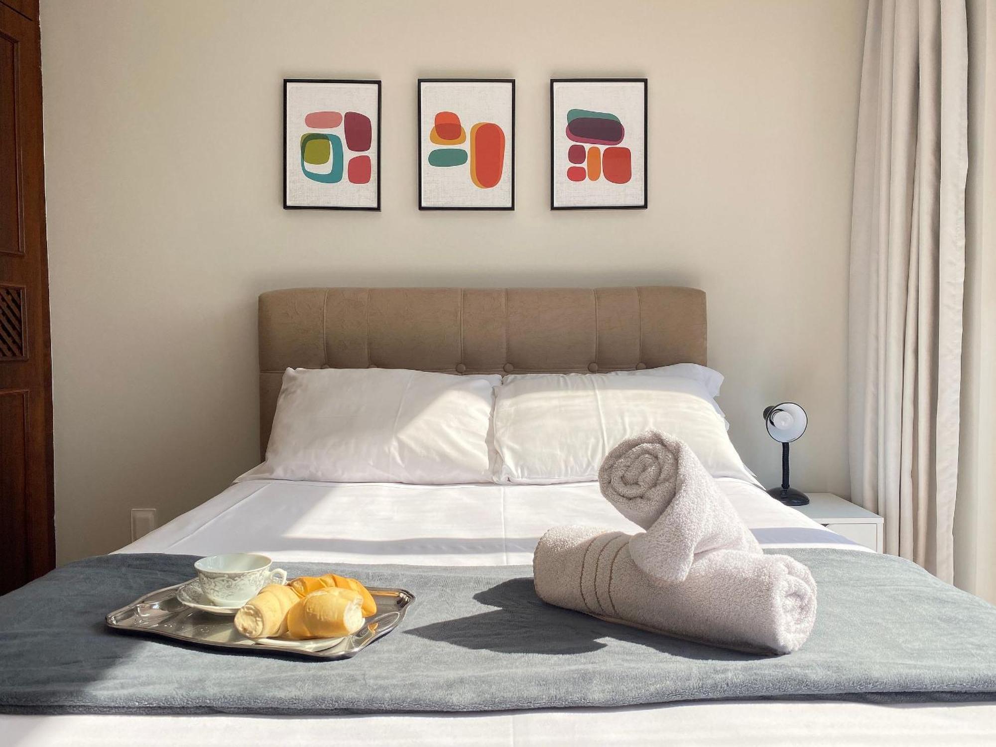 Apartamento Prg82 - Climatizado, 3 Dorm, Prox Av Brasil, Amplo *